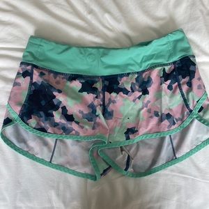 Speed Up Low-Rise Lined Short 2.5